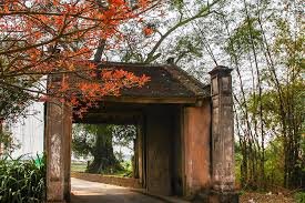 Hanoi Cycling Trip Duong Lam Ancient Village 1 Day